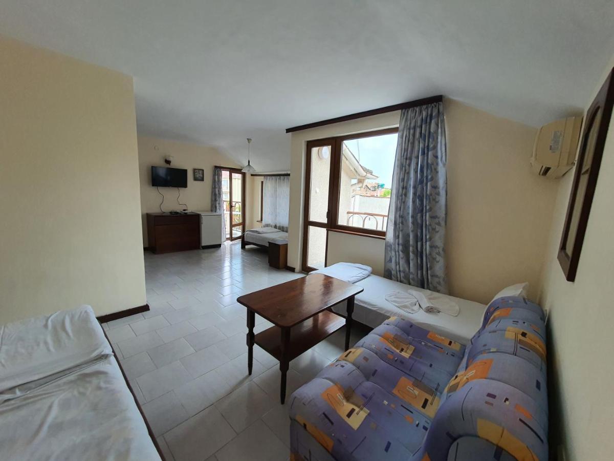 Lazur Hotel Ravda Exterior photo